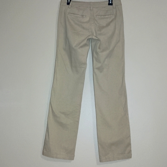 Aeropostale Classic Twill Khaki Pants - Picture 3 of 5